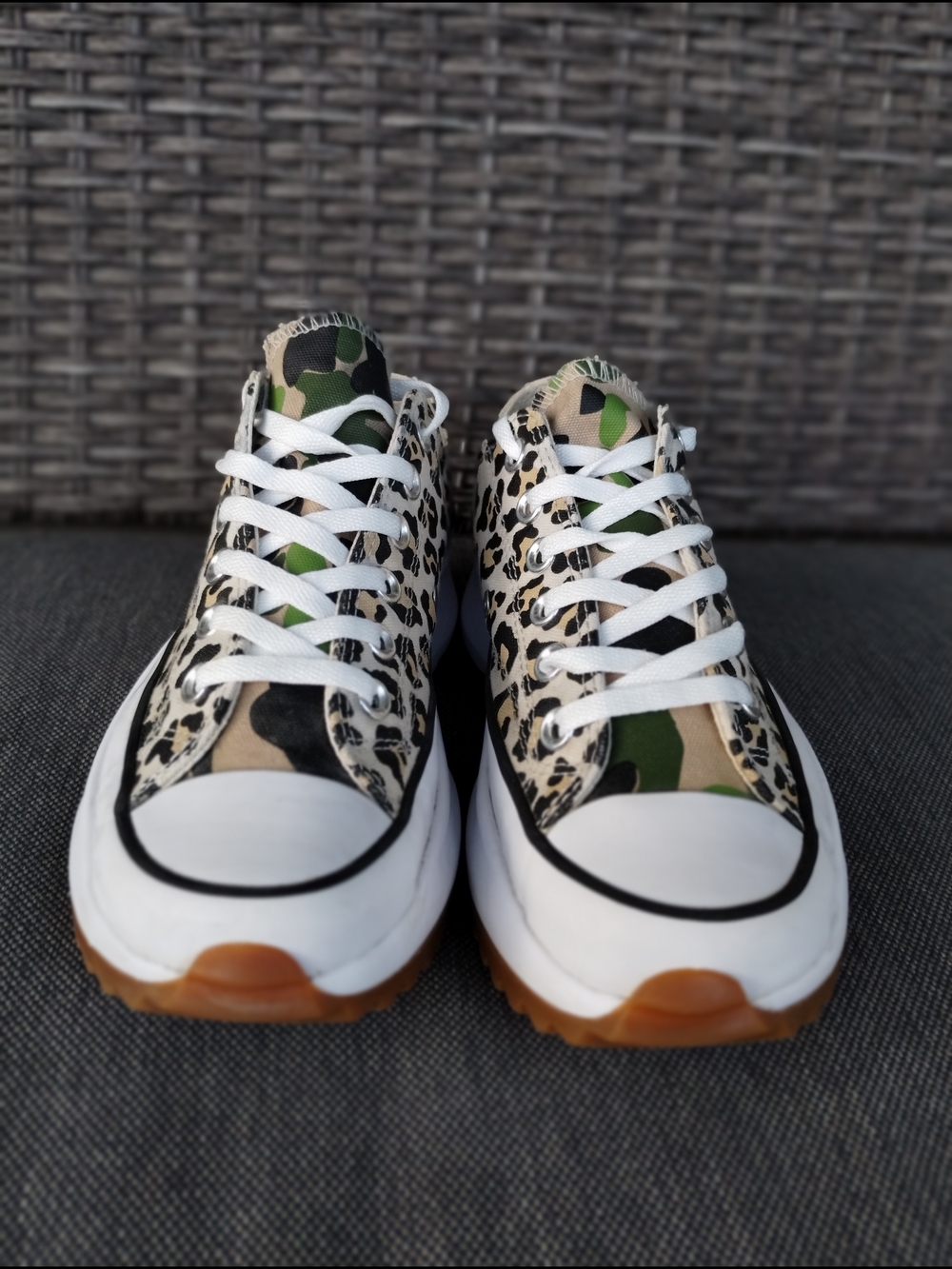 Converse Run Star Hike Leopard Camo Platform Sneakers Women’s 7 EU 38